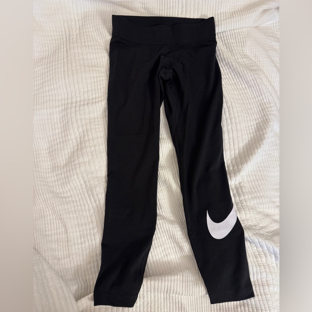 Nike leggings, size medium